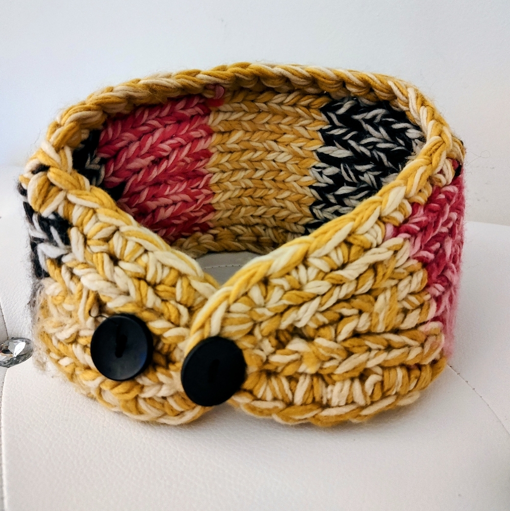 ~~FLORAL💛Winter Headband~~ - Picture 3 of 3